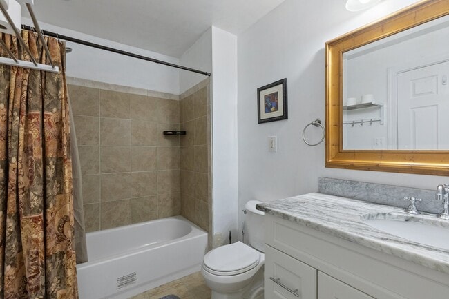 property at 42657 Cochrans Lock Dr
