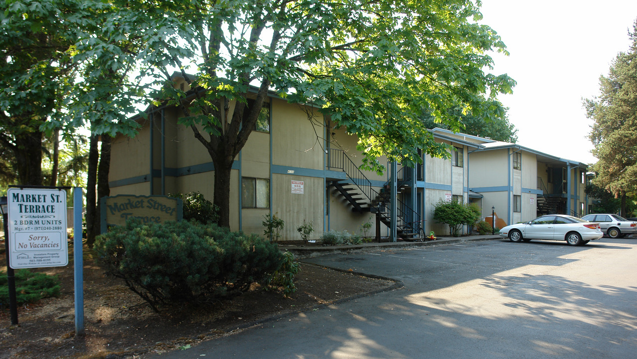 Market St Terrace Apartments in Salem, OR - Foto de edificio