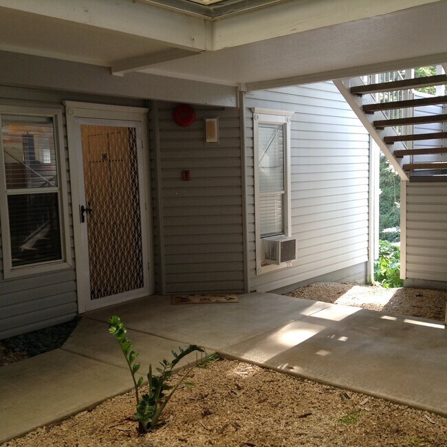 95-270 Waikalani Dr-Unit -D103 in Mililani, HI - Building Photo - Building Photo