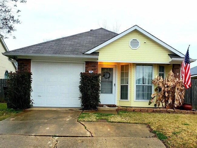 property at 3315 Raleigh Pl