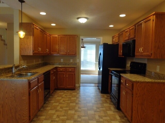 1617 E Blairmont Dr in Lebanon, TN - Building Photo - Building Photo