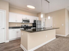 5892 Whitebark Pine Trail in Dublin, OH - Building Photo - Building Photo