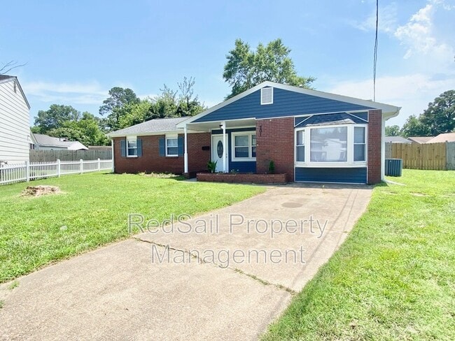701 Whitney Ct in Hampton, VA - Building Photo - Building Photo
