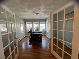 27 Willard St, Unit R in Malden, MA - Building Photo