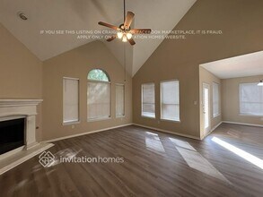 1012 Tanglewood Dr in Mansfield, TX - Foto de edificio - Building Photo