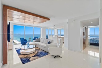 4779 Collins Ave in Miami Beach, FL - Building Photo - Building Photo