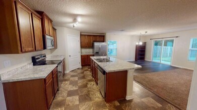 65034 Mossy Creek Ln in Yulee, FL - Building Photo - Building Photo