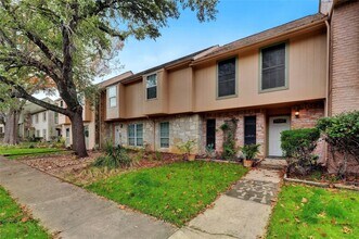 9009 North Plz, Unit 134 in Austin, TX - Building Photo - Building Photo