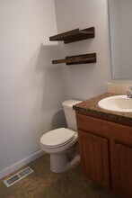 7014 NE 55th St in Vancouver, WA - Building Photo - Building Photo