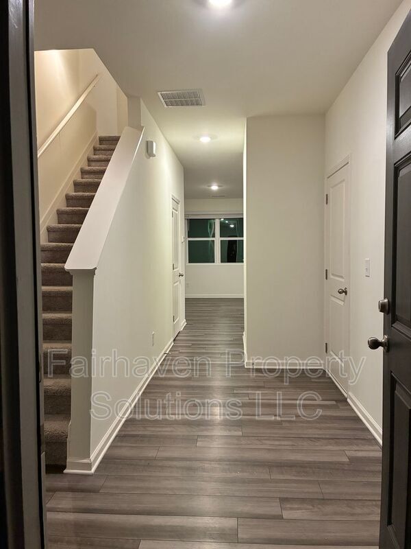 1050 Paddington Dr in Cartersville, GA - Building Photo - Building Photo