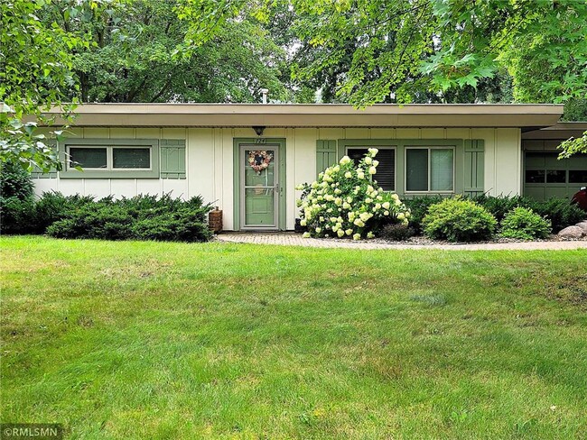 property at 724 Wisconsin St