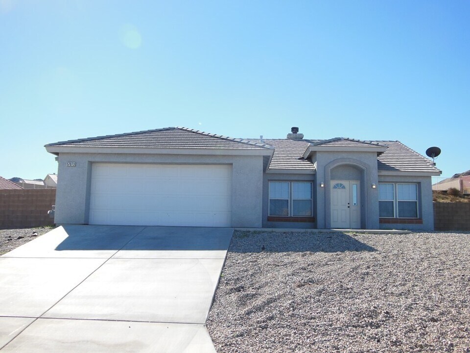 57073 Juarez Dr in Yucca Valley, CA - Building Photo