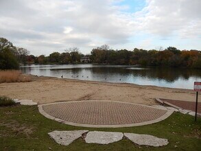 120 Lakeview Dr in Bloomingdale, IL - Building Photo - Building Photo