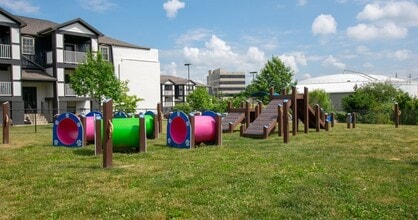 The Champion at Bluegrass Apartments in Lexington, KY - Building Photo - Building Photo