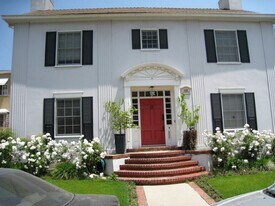 Becker Apartments in Los Angeles, CA - Building Photo
