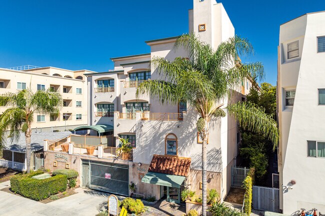 Sedona Apartments in North Hollywood, CA - Foto de edificio - Building Photo