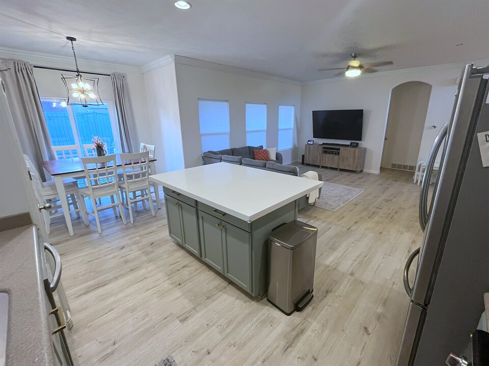 8781 Jefferson Dr in Eagle Mountain, UT - Building Photo