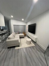 9811 Westview Dr, Unit 922 in Coral Springs, FL - Foto de edificio - Building Photo