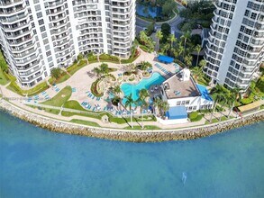 19101 NE 36th Ct, Unit 2804 in Aventura, FL - Building Photo - Building Photo
