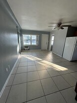 1701 16th St N in St. Petersburg, FL - Building Photo
