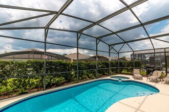 8171 Fan Palm Way in Kissimmee, FL - Building Photo - Building Photo