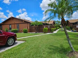 15451 Crystal Lake Dr in North Fort Myers, FL - Building Photo