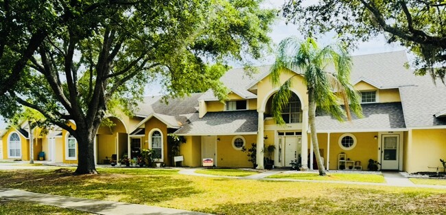 property at 3130 Enclave Ct