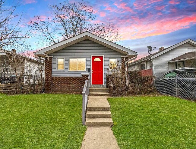 property at 1421 Shepard St