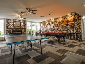 Retreat at Seven Trails in Ballwin, MO - Foto de edificio - Building Photo