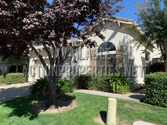 property at 1652 Palatia Dr