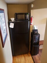 1407 E Spokane Ave, Unit West Room in Coeur d'Alene, ID - Foto de edificio - Building Photo