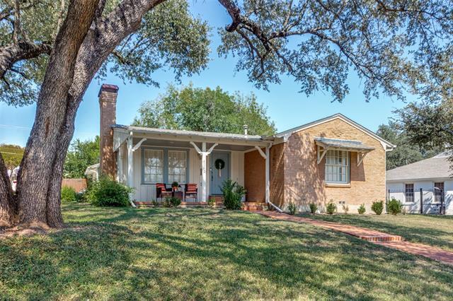 6382 Waverly Way in Fort Worth, TX - Building Photo