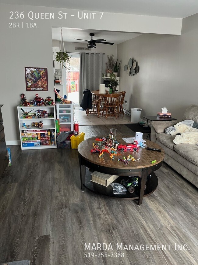 236 Queen St in Essex, ON - Building Photo - Building Photo