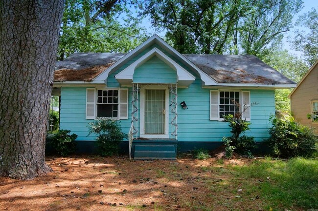 property at 2004 W 24th Ave