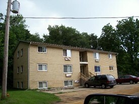 901 Walnut Ave Apartments