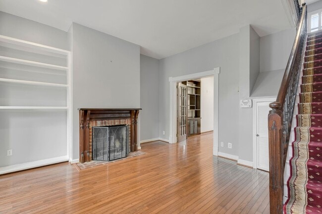 310 9th St NE in Washington, DC - Building Photo - Building Photo