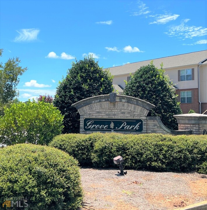 241 S Irwin St-Unit -16 in Milledgeville, GA - Building Photo