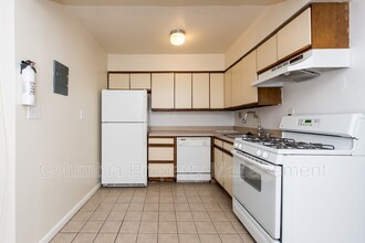 1633 D St SE in Washington, DC - Building Photo - Building Photo