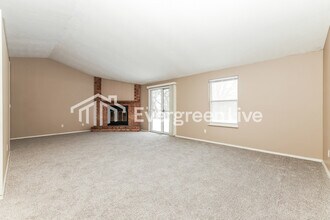 5699 Waynegate Rd in Dayton, OH - Building Photo - Building Photo