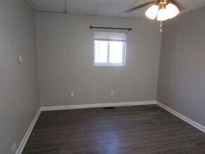 1800 Sundeman St in Pittsburgh, PA - Building Photo - Building Photo