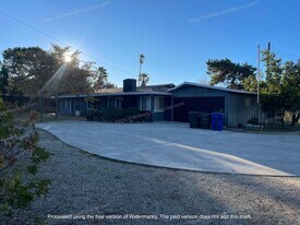 12853 6th St in Yucaipa, CA - Building Photo