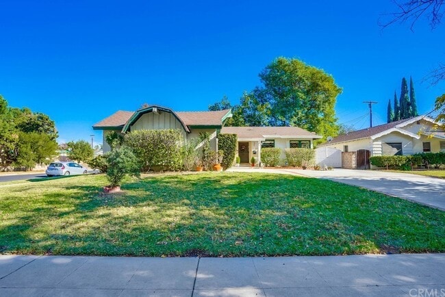 9320 Yolanda Ave in Los Angeles, CA - Building Photo - Building Photo