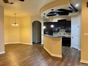 8634 Shady Mountain in San Antonio, TX - Building Photo - Building Photo