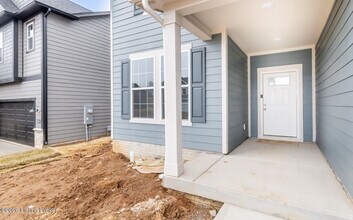 16904 Aiken Rdg Cir in Louisville, KY - Building Photo - Building Photo