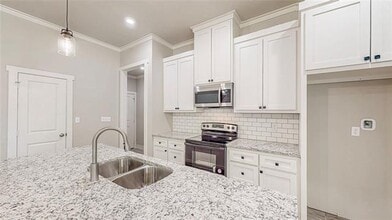 213 S Loveless St in Bullard, TX - Building Photo - Building Photo