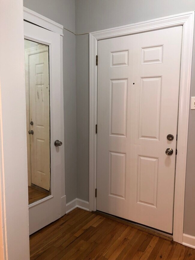 5010 N Sawyer Ave in Chicago, IL - Building Photo - Building Photo