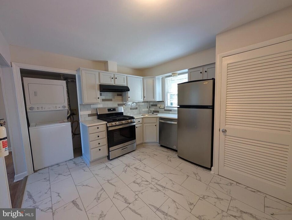 9502 Liberty St in Manassas, VA - Building Photo