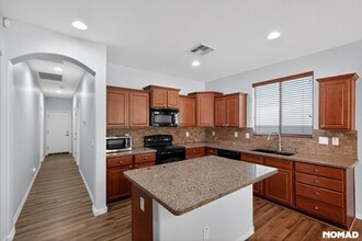 2140 W Desert Ln in Phoenix, AZ - Building Photo - Building Photo