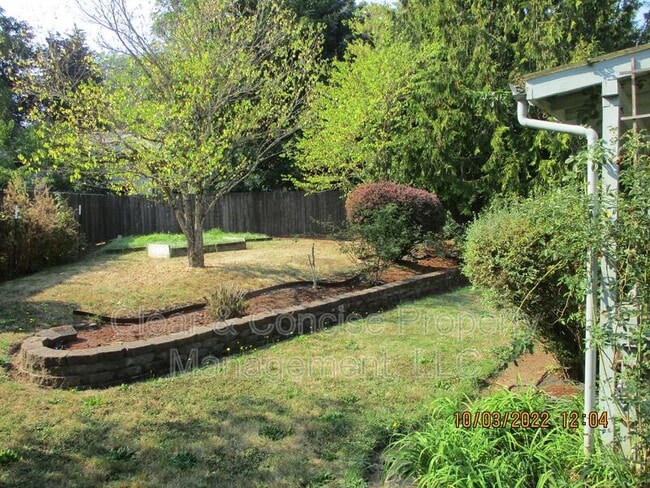 property at 4407 Dillard Rd