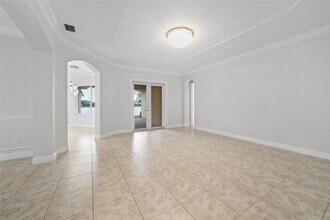 8940 Edgewater Pl in Parkland, FL - Building Photo - Building Photo